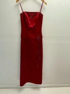 NWT Eden Bridesmaids Dress Size 4 Cranberry
